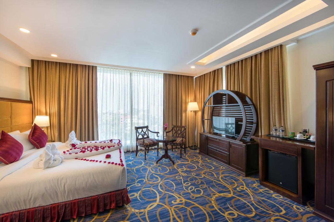 Grand Palace Hotel & Resorts Sylhet Exterior foto