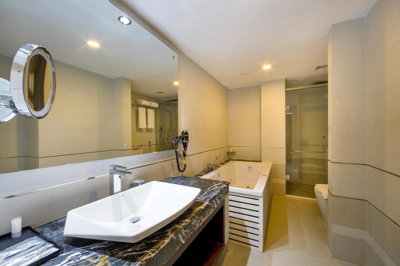 Grand Palace Hotel & Resorts Sylhet Exterior foto